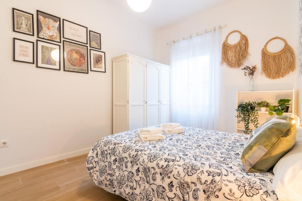 Tuguest Plaza Pescaderia - Catedral Apartament